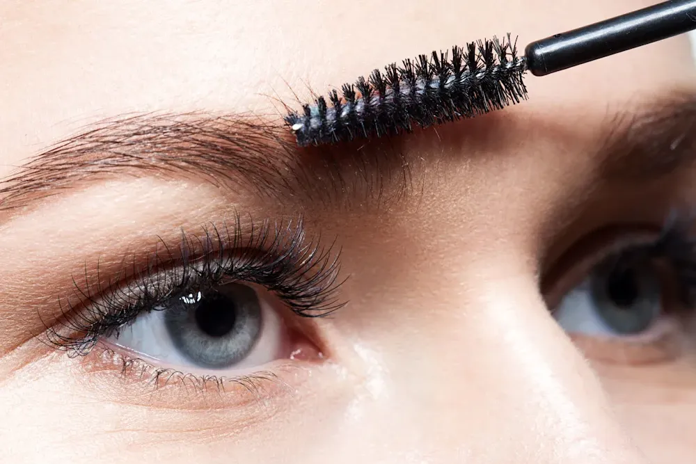 Eyebrow at Eyelash Brush